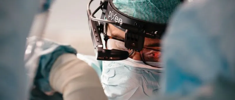 院前急救 · 远程会诊 · 术中指导 · 医疗培训