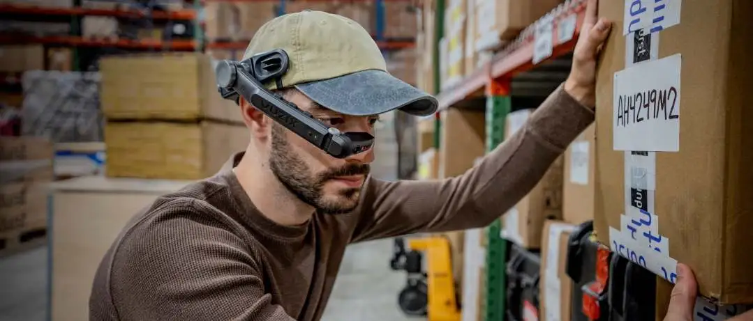 视觉+语音免提拣货